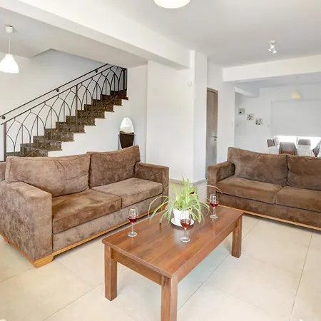Nissi Ourania Villa