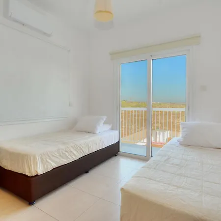 Nissi Ourania * Agia Napa