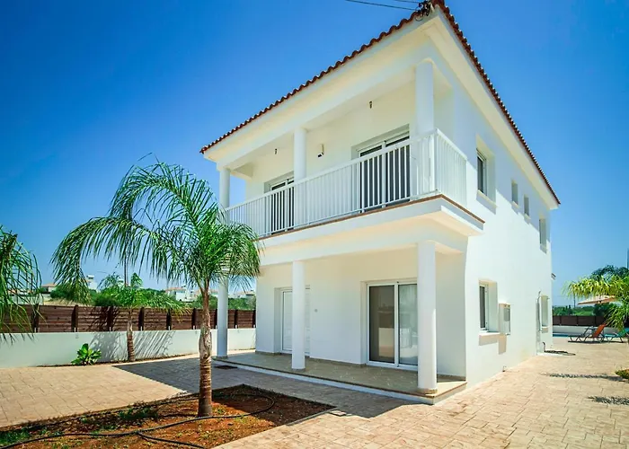 Vila Nissi Ourania Ayia Napa