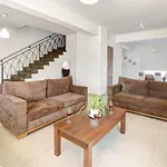 Nissi Ourania Villa
