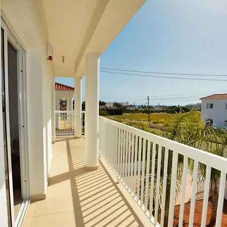 Villa Nissi Ourania Ayia Napa