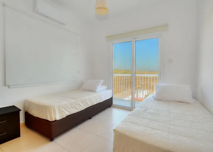 Nissi Ourania * 아이아 나파