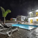 Villa Nissi Ourania